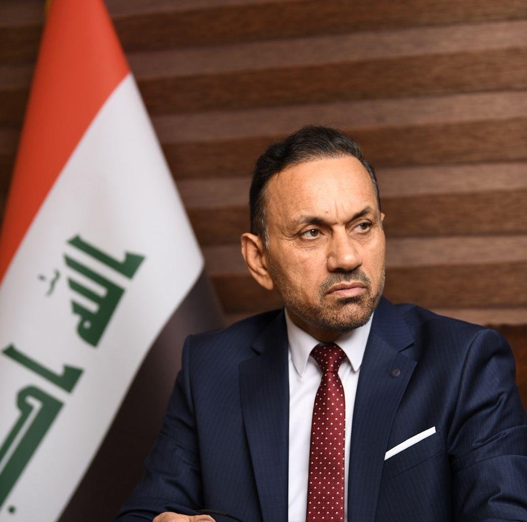 عباس حيال لكن